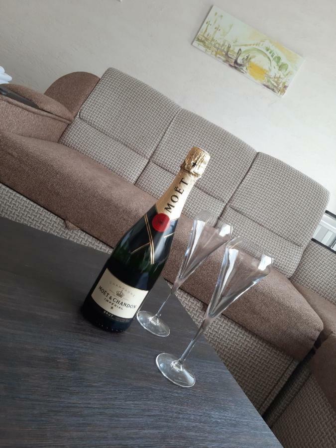 Mažeikiai Arka酒店 外观 照片